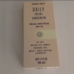 trader joe’s daily facial sunscreen spf 50
